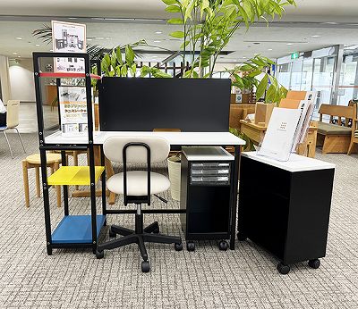 静岡県庁東館2Fロビーに【osmantus（オスマンタス）】製品を展示しています